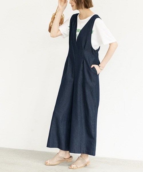 GeeRA（ジーラ）の「Vネックワイドサロペット（サロペット/オーバーオール・レディース・ライトベージュ/ブラック/ブルー系その他・LARGE/X-LARGE/MEDIUM）」の18枚目の写真