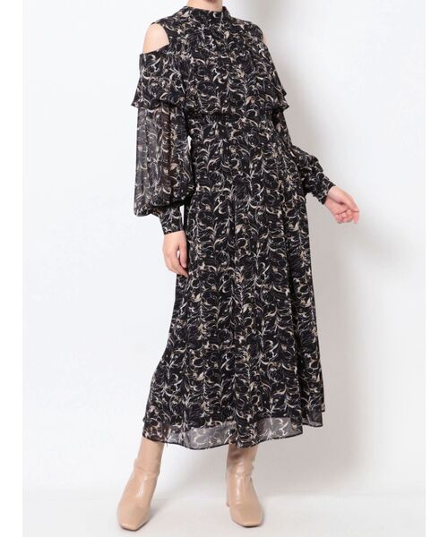 LAGUNAMOON（ラグナムーン）の「ショルダーフリルパターンワンピース（ワンピース・レディース・アイボリー/ブラック/ブルー・SMALL/MEDIUM）」の14枚目の写真