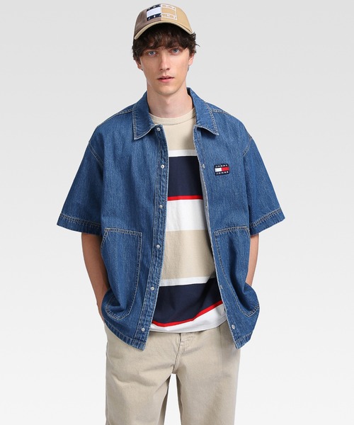 tommy jeans（トミー ジーンズ）の「デニムワーカーオーバーシャツ（シャツ/ブラウス・メンズ・ブルー・SMALL/MEDIUM/LARGE/X-LARGE）」の2枚目の写真
