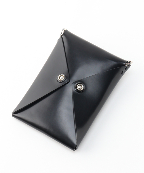 TOGA PULLA(トーガ プルラ)の「【TOGA PULLA/トーガプルラ】 Leather shoulder pouch:ショルダーバッグ(ショルダーバッグ・レディース・ブラック・FREE)」の17枚目の写真