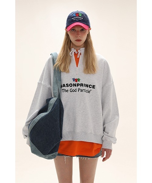 MASONPRINCE(メイソンプリンス)の「ハーフZIPスタンドカラースウェット WY6105【MASONPRINCE × THE GOD PARTICLE】(スウェット・メンズ・オレンジ/ライトグレー/パープル系その他/ブラック・L/M/S)」の3枚目の写真