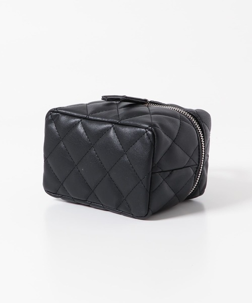 URBAN RESEARCH ROSSO WOMEN(アーバンリサーチ ロッソ)の「キルティングバニティポシェット(ショルダーバッグ・レディース・ブラック/ラベンダー/ホワイト・-)」の14枚目の写真