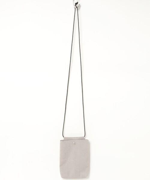 Creed（クリード）の「【creed/クリード】F-2 (エフツー)　ネックポーチ（ショルダーバッグ・メンズ・カーキ/ブラック/グレー/ベージュ/マスタード/モカ/グリーン系その他/ダークベージュ/ワイン/ライトブルー/ホワイト系その他・FREE）」の2枚目の写真