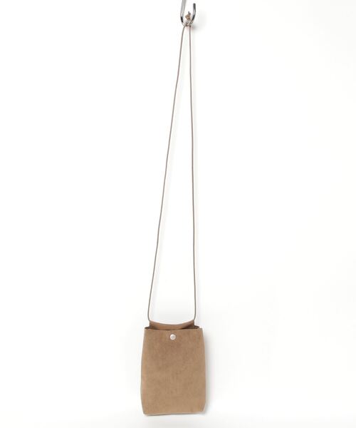 Creed（クリード）の「【creed/クリード】F-2 (エフツー)　ネックポーチ（ショルダーバッグ・メンズ・カーキ/ブラック/グレー/ベージュ/マスタード/モカ/グリーン系その他/ダークベージュ/ワイン/ライトブルー/ホワイト系その他・FREE）」の5枚目の写真