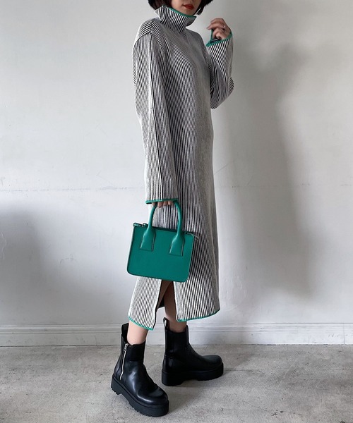 PAGEBOY(ページボーイ)の「ZIPプラットフォームブーツ(ブーツ・レディース・ブラック/オフホワイト・M/L)」の5枚目の写真