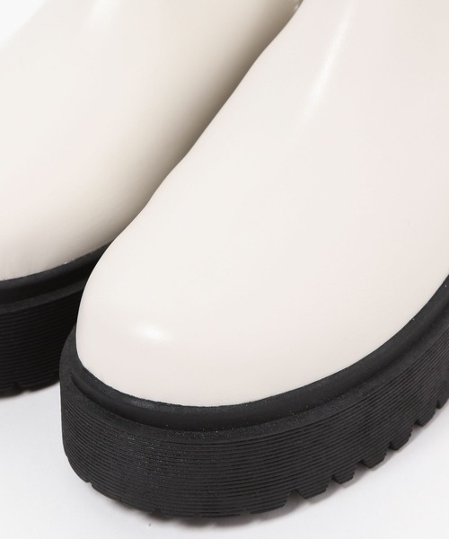 PAGEBOY(ページボーイ)の「ZIPプラットフォームブーツ(ブーツ・レディース・ブラック/オフホワイト・M/L)」の15枚目の写真