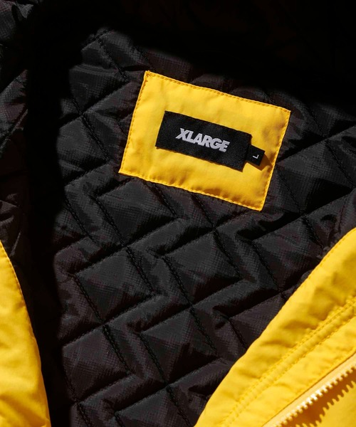 XLARGE（エクストララージ）の「NYLON HOODED JACKET（ブルゾン・メンズ・イエロー/ブラック/グリーン/ネイビー・XL/L/M/S）」の8枚目の写真
