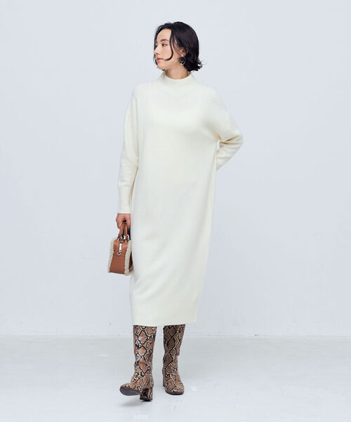 NOLLEY’S（ノーリーズ）の「◇【WEB限定】HAMILTON ハイネックニットワンピース（ワンピース・レディース・チャコールグレー/ライトグレー/オフホワイト/グレイッシュベージュ・38）」の15枚目の写真