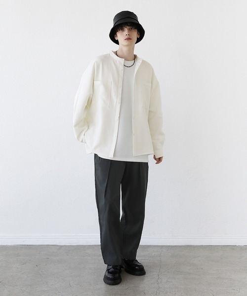 LILL（リル）の「ビッグシルエットドレープリラクシングドルマンバンドカラーシャツ（シャツ/ブラウス・メンズ・ブラック/サックスブルー/ダークグリーン/ライトグレー/ホワイト・S/M/L/XL）」の8枚目の写真