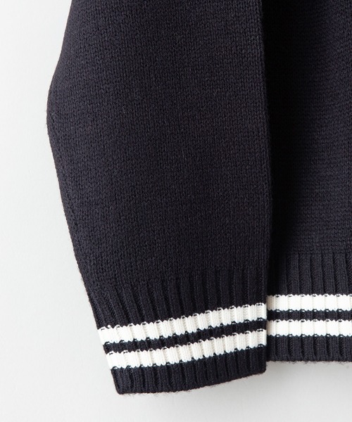 Blue Standard （ブルースタンダード）の「【BLUE STANDARD/ブルースタンダード】5G カレッジデザイン クルーニット　セーター（ニット/セーター・メンズ・ダークグリーン/ホワイト/ブラック/杢グレー・MEDIUM/LARGE/X-LARGE）」の11枚目の写真