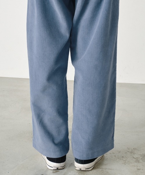 forksy.（フォルクシー）の「【forksy.】2タックコーデュロイワイドストレートパンツ（その他パンツ・レディース・ブラック/ライトブルー/アイボリー/ブラウン・M/L）」の11枚目の写真