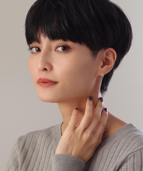COCOSHNIK（ココシュニック）の「K10ダブルアーチ 中折れフープピアス（ピアス（両耳用）・レディース・ホワイト系その他7・00）」の10枚目の写真