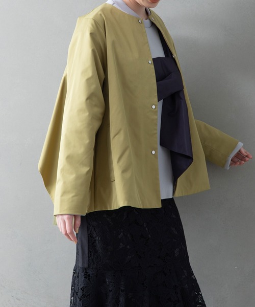 MARECHAL TERRE（マルシャルテル）の「バックプリーツコート（ノーカラーコート・レディース・ネイビー/イエロー/ライトグレー/キャメル・MEDIUM）」の20枚目の写真