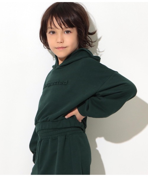 ANAP kids(アナップキッズ)の「エンボスロゴフーディー+ジョガーパンツ セットアップ(スウェット・キッズ・ブラック/ライトグレー/モスグリーン・100cm/110cm/120cm/130cm)」の8枚目の写真