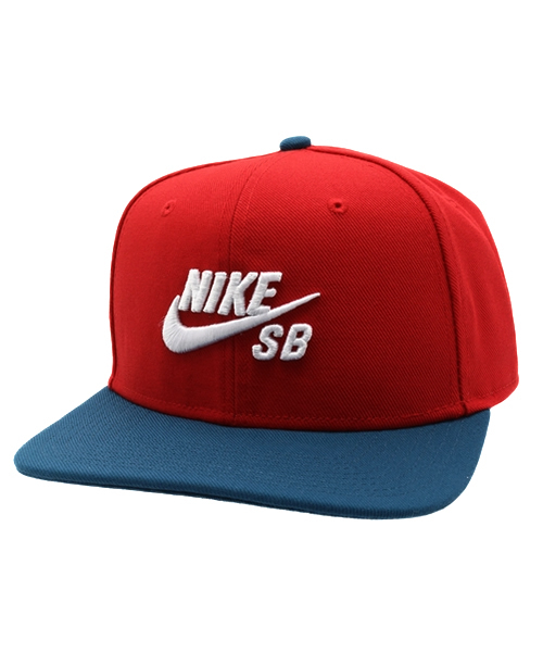 BEAMS BOY(ビームスボーイ)の「NIKE / SB アイコン ショートバイザー(キャップ・レディース・ブラック/レッド系その他・ONE SIZE)」の1枚目の写真