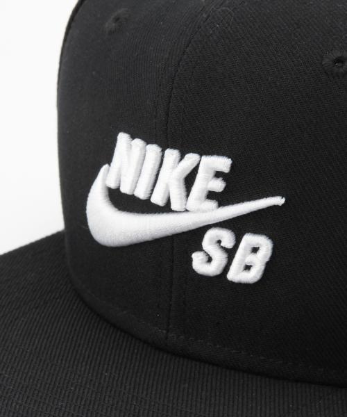 BEAMS BOY(ビームスボーイ)の「NIKE / SB アイコン ショートバイザー(キャップ・レディース・ブラック/レッド系その他・ONE SIZE)」の9枚目の写真