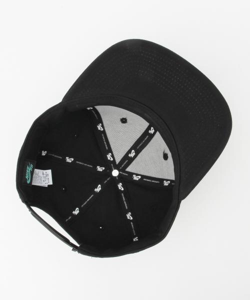 BEAMS BOY(ビームスボーイ)の「NIKE / SB アイコン ショートバイザー(キャップ・レディース・ブラック/レッド系その他・ONE SIZE)」の10枚目の写真