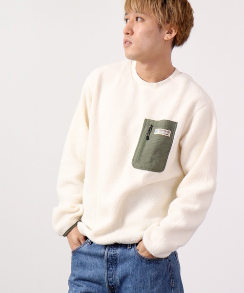 Volkswagen(フォルクスワーゲン)の「VOLKS WAGEN ボアフリース プルオーバー(スウェット・メンズ・ネイビー/カーキ/アイボリー・S/M/L/XL)」の4枚目の写真