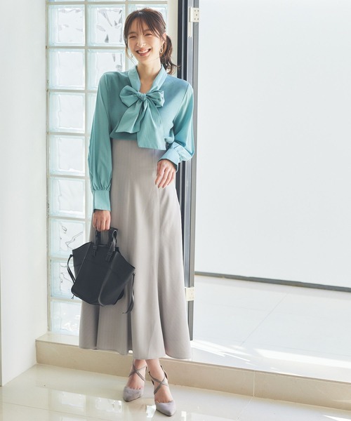 Andemiu（アンデミュウ）の「イソザイボウタイニット185598（ニット/セーター・レディース・イエロー/アイボリー/ブラック/ブルー・FREE）」の9枚目の写真