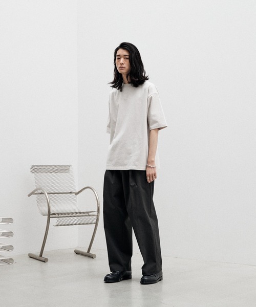 OUT TUCK LOOSE STRAIGHT SLACKS（スラックス）｜WYM LIDNM