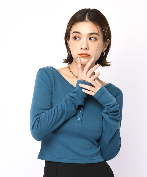 SPIRALGIRL（スパイラルガール）の「バックオープンヘンリーネックリブトップス（Tシャツ/カットソー・レディース・ブルー/イエロー/ブラック・FREE）」の14枚目の写真