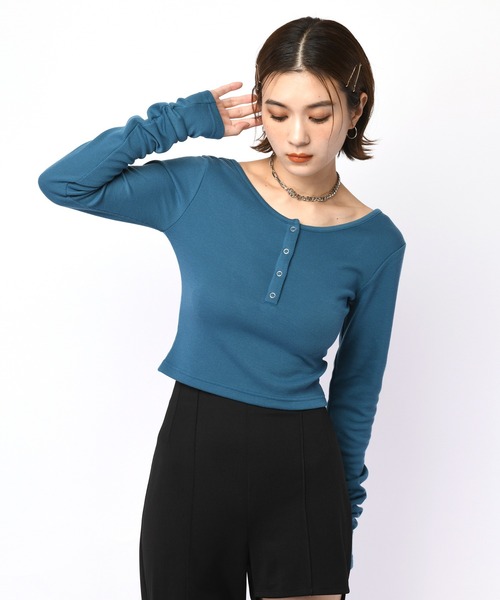 SPIRALGIRL（スパイラルガール）の「バックオープンヘンリーネックリブトップス（Tシャツ/カットソー・レディース・ブルー/イエロー/ブラック・FREE）」の15枚目の写真