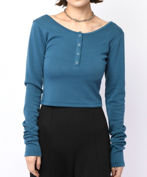 SPIRALGIRL（スパイラルガール）の「バックオープンヘンリーネックリブトップス（Tシャツ/カットソー・レディース・ブルー/イエロー/ブラック・FREE）」の16枚目の写真