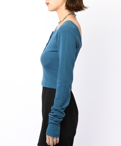 SPIRALGIRL（スパイラルガール）の「バックオープンヘンリーネックリブトップス（Tシャツ/カットソー・レディース・ブルー/イエロー/ブラック・FREE）」の17枚目の写真