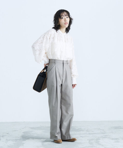 fredy emue（フレディエミュ）の「シアージャガードシャツブラウス（シャツ/ブラウス・レディース・サックスブルー/アイボリー/ブラック・38）」の8枚目の写真