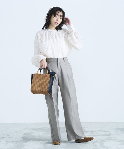 fredy emue（フレディエミュ）の「シアージャガードシャツブラウス（シャツ/ブラウス・レディース・サックスブルー/アイボリー/ブラック・38）」の9枚目の写真