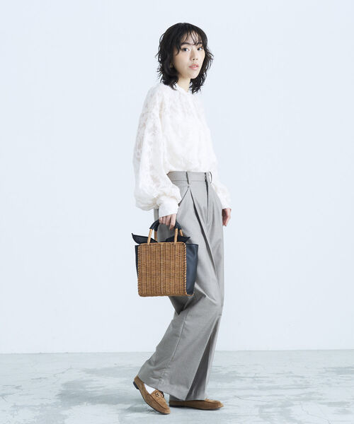 fredy emue（フレディエミュ）の「シアージャガードシャツブラウス（シャツ/ブラウス・レディース・サックスブルー/アイボリー/ブラック・38）」の10枚目の写真