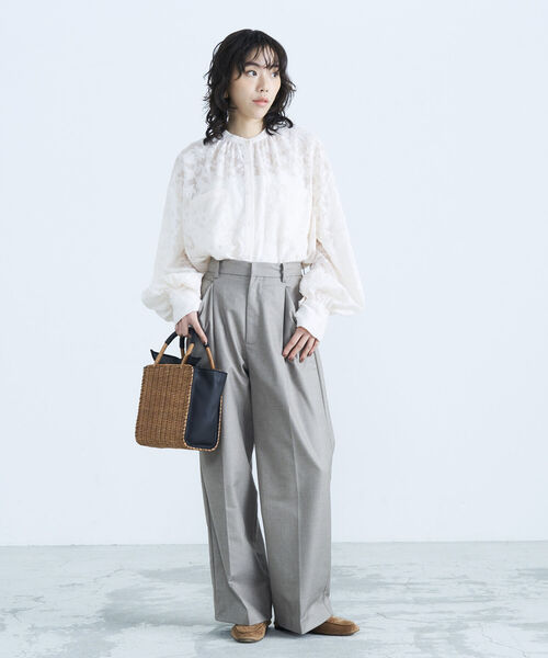 fredy emue（フレディエミュ）の「シアージャガードシャツブラウス（シャツ/ブラウス・レディース・サックスブルー/アイボリー/ブラック・38）」の11枚目の写真