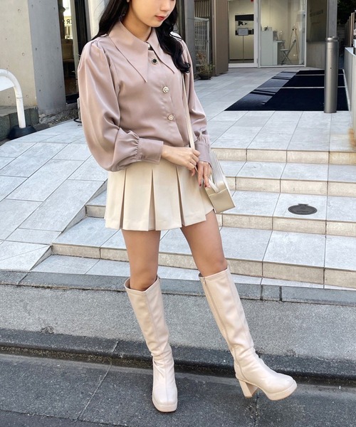 one after another NICE CLAUP(ワンアフターアナザーナイスクラップ)の「アソートボタン三角襟ブラウス 2023SS(シャツ/ブラウス・レディース・ベージュ/オフホワイト/ブラック系その他・FREE)」の18枚目の写真