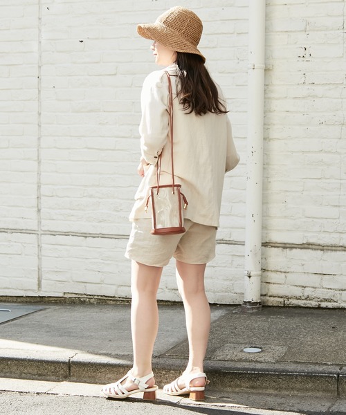 cache cache(カシュ カシュ)の「ビニールキャンバス ミニ巾着バッグ(トートバッグ・レディース・キャメル/ブラック/ホワイト・フリー)」の7枚目の写真