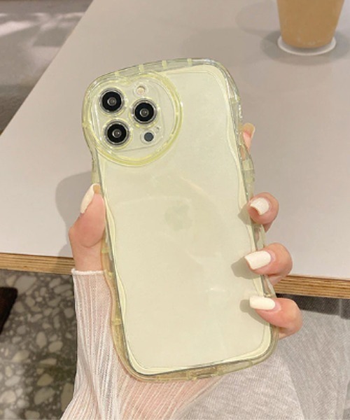 Mayree（メイリー）の「【urge select】カメラハート クリア シリコン ストラップホール iPhone/アイフォンケース（スマホケース/カバー・レディース・ブルー/クリア/ブラック/ピンク/パープル/イエロー・I/N/O/P/Q/J/V/W/F/U/T/C/H/B/A）」の2枚目の写真