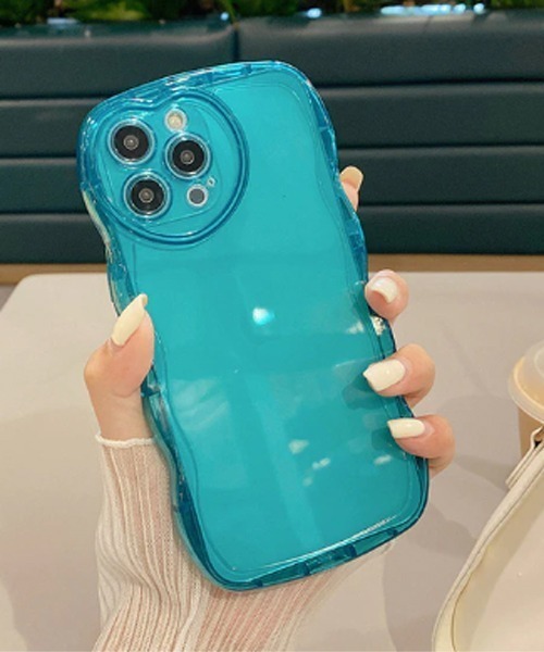 Mayree（メイリー）の「【urge select】カメラハート クリア シリコン ストラップホール iPhone/アイフォンケース（スマホケース/カバー・レディース・ブルー/クリア/ブラック/ピンク/パープル/イエロー・I/N/O/P/Q/J/V/W/F/U/T/C/H/B/A）」の4枚目の写真