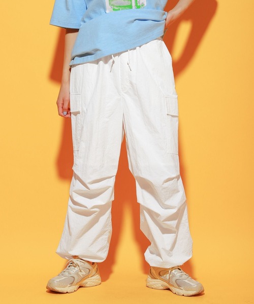PBLIM(ページボーイリム)の「PAGEBOYLIM/パラシュートパンツ(その他パンツ・レディース・ブラック/オフホワイト/イエロー/グリーン・FREE)」の5枚目の写真