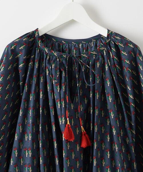 Steven Alan（スティーブンアラン）の「＜Steven Alan＞FLOWER PRINT GATHER DRESS/ワンピース（ワンピース・レディース・ブラウン/ネイビー・S/M）」の4枚目の写真