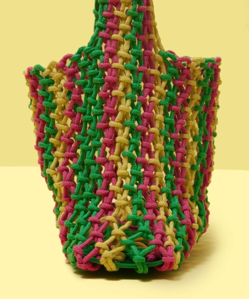 FOREVER 21（フォーエバー トゥエンティーワン）の「マクラメカラートートバッグ（ハンドバッグ・レディース・ピンク系その他/その他/グリーン系その他/ゴールド・FREE）」の8枚目の写真