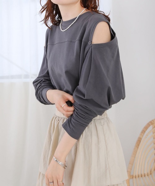 Bab(バブ)の「2WAY袖スリットカットソー(Tシャツ/カットソー・レディース・オフホワイト/チャコールグレー/グレイッシュベージュ・FREE)」の10枚目の写真