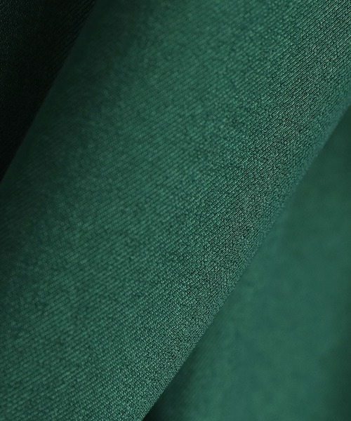 ETELIO（エテリオ）の「ハーフジップポケット付き配色プルオーバー（Tシャツ/カットソー・メンズ・チャコール/グリーン/アイボリー/ワイン・L/M/S）」の6枚目の写真