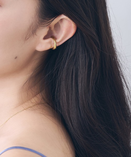 Phoebe（フィービィー）の「【金属アレルギー対応】アーティーラインイヤーカフ/サージカルステンレス（イヤーカフ・レディース・イエローゴールド・FREE）」の10枚目の写真