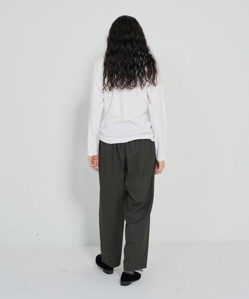 conges payes ADIEU TRISTESSE(コンジェ ペイエ アデュートリステス)の「ハイネックベア天竺(Tシャツ/カットソー・レディース・ブラック系その他/ブラック/グレー/オフホワイト・FREE)」の12枚目の写真