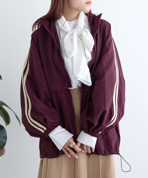 美品✨ ダブルクローゼット W closet ブルゾン ジャケット F ネイビー w closet（ダブルクローゼット）の「袖ラインナイロンジャケット
