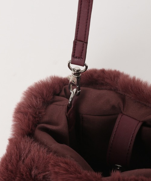 mysty woman（ミスティウーマン）の「ファーBAG 979414（ハンドバッグ・レディース・アイボリー/ピンク系その他・FREE）」の7枚目の写真