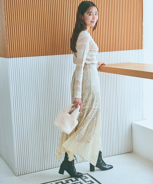 mysty woman（ミスティウーマン）の「ファーBAG 979414（ハンドバッグ・レディース・アイボリー/ピンク系その他・FREE）」の11枚目の写真