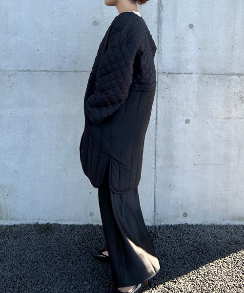 JUNOAH（ジュノア）の「ノーカラーパターンミックスキルティングコート（ノーカラーコート・レディース・カーキ/ライトベージュ/ブラック・X-LARGE/LARGE/MEDIUM）」の6枚目の写真