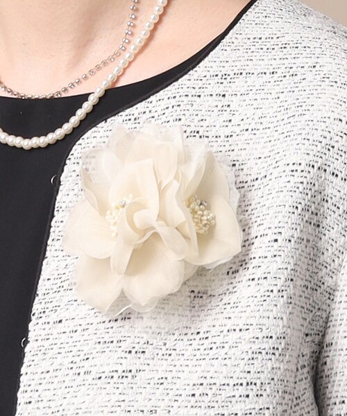 SHOO・LA・RUE（シューラルー）の「◆【セレモニー】マルチフラワーコサージュ（ブローチ/コサージュ・レディース・ベビーピンク/ブルー系その他/ライトグレー/ライトベージュ/オフホワイト/ライトグレー系/ベージュ系その他3・00）」の14枚目の写真