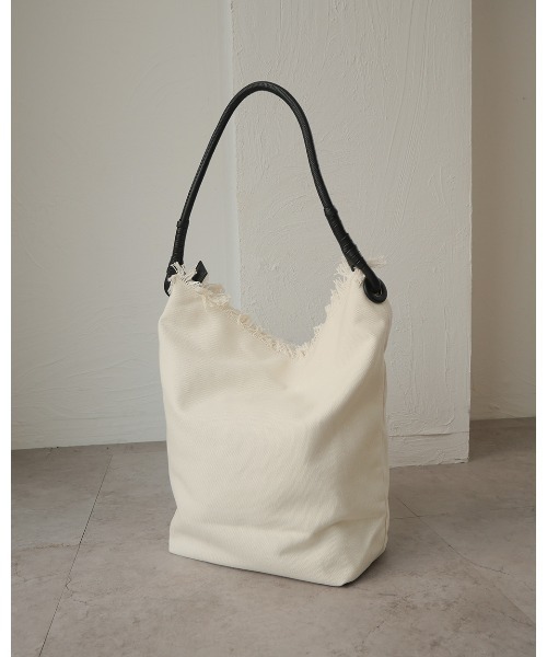 CURI BISCUI（キュリ　ビスキュイ）の「【CURIBISCUI】ワンハンドル キャンバス バッグ（トートバッグ・レディース・ブラック/ライム/オフホワイト・FREE）」の11枚目の写真