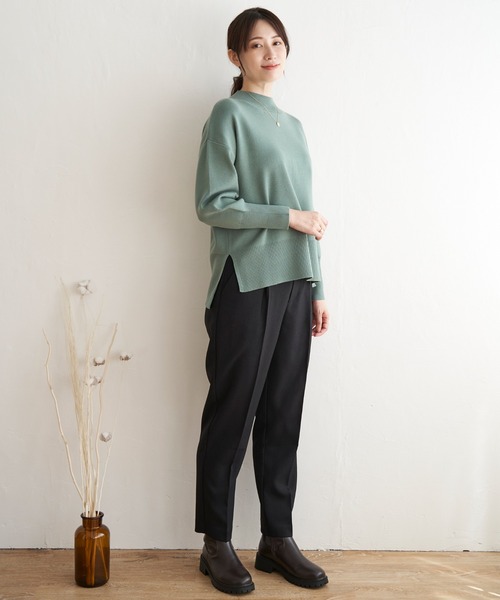 ikka(イッカ)の「【親子コーデ】クリーミーサイドスリットプルオーバー(ニット/セーター・レディース・ブラック/イエロー/グレー/オフホワイト/グリーン/ブルー・M/L/S)」の13枚目の写真